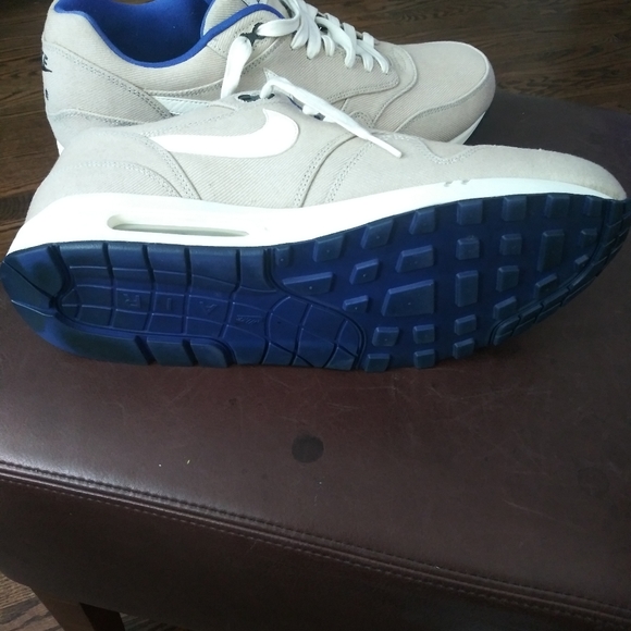 Air Max 92.  Re-released 2012 - Picture 2 of 5